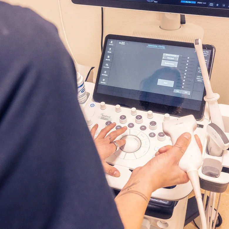 Behandlungsraum – urologische Praxis Urocentrum West